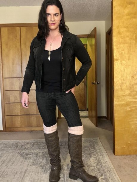 Ms Amber Guesa nice star photos