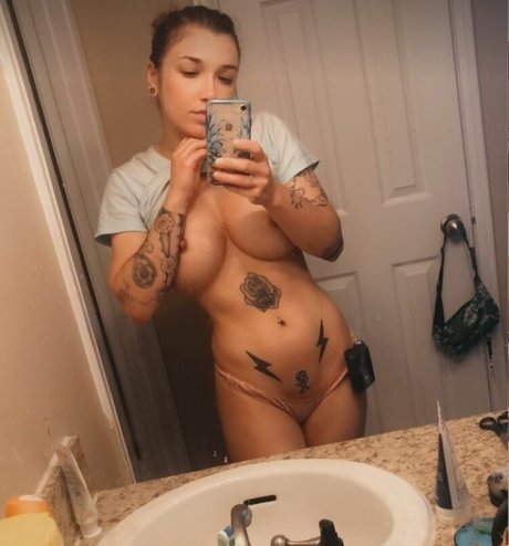 GeordieHolly pornstar top galleries