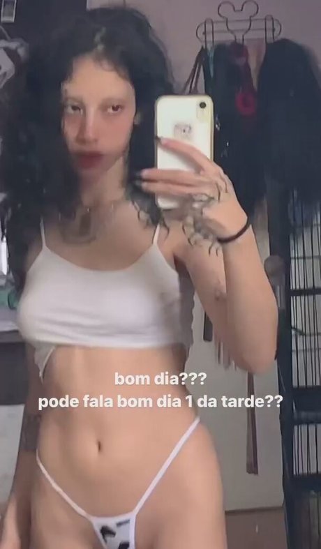 Strychniness model top picture