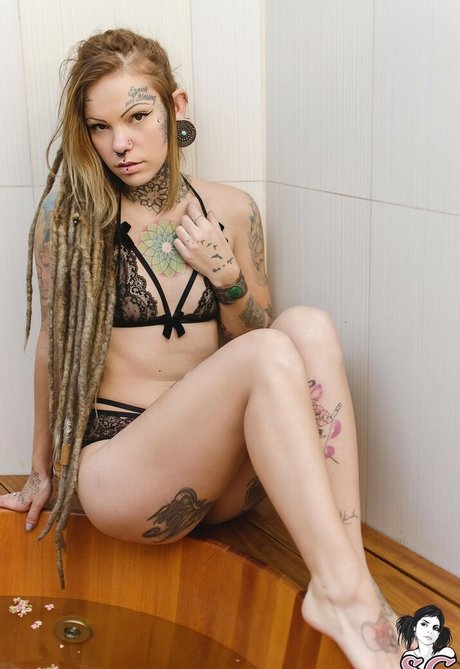 paulam perfect model photo