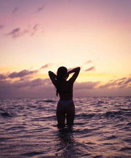 Valentina Acosta Giraldo pretty star archive