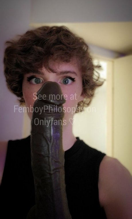 FembyAvery pretty actress pic