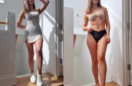 thenaomi99 model naked photo