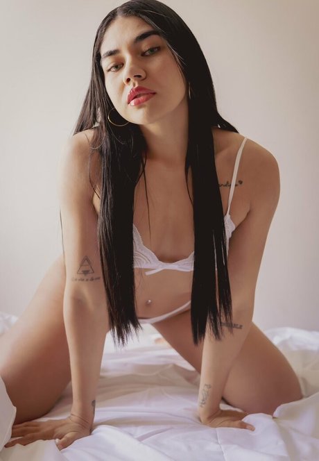 Vanessa Alvarez model nice galleries