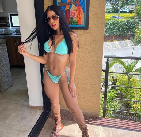 betsyarenas exclusive actress pics