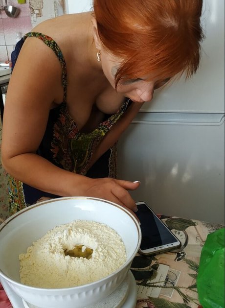 Gess model sexy pictures