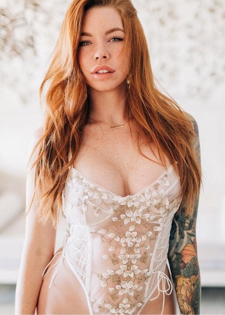 Ashleynmaynard beautiful model images