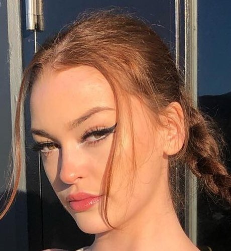 Becca Campbell hot model photos