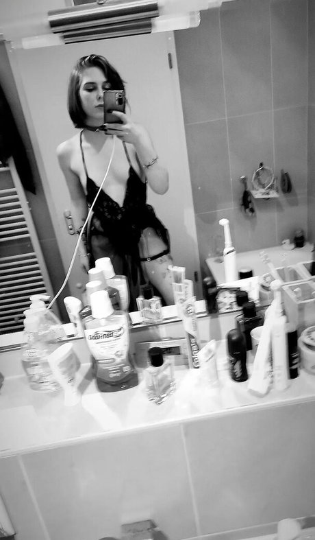 Malena Rutter model top gallery