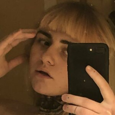 Lindolinaaa pornstar art pic