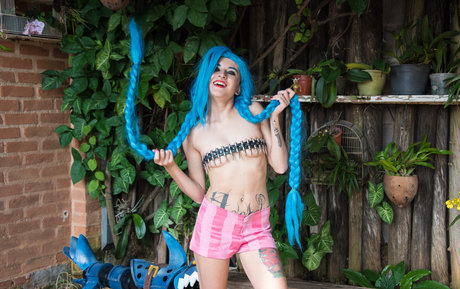 Wingsweak naked pornstar pics