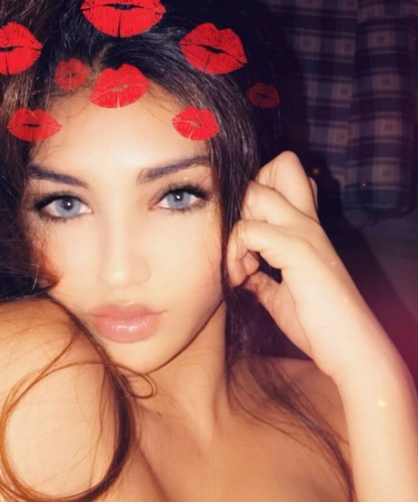 Brie Adeline model pretty pictures