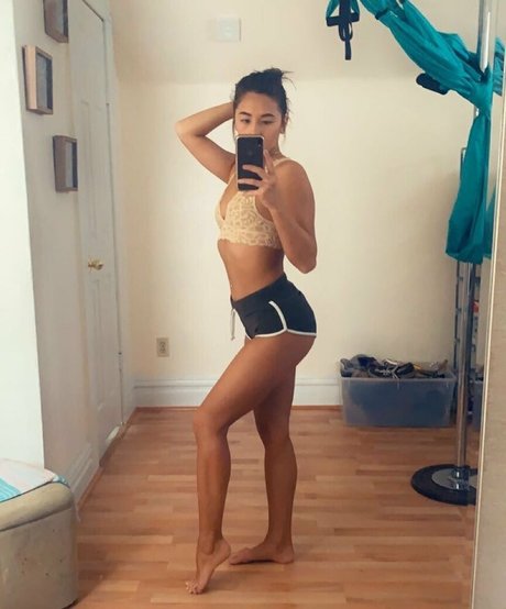 kayleeeekay naked model img