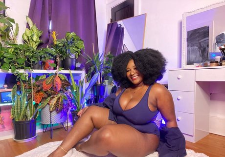 Xmiramira top pornstar img