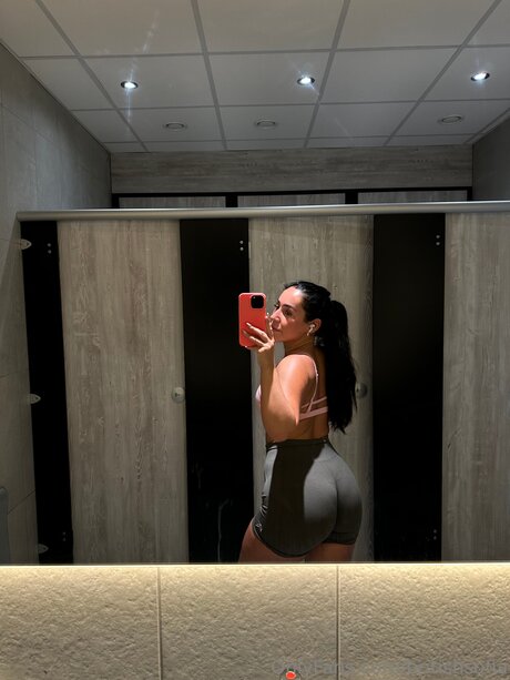 BritishSofia hot actress galleries