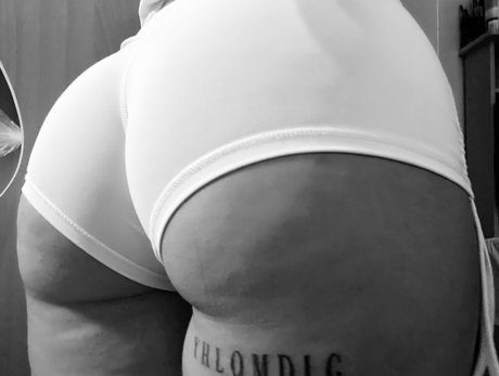 desvalenx best pornstar photos