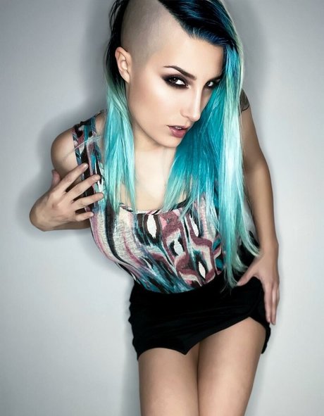 Ira Green model naked pic