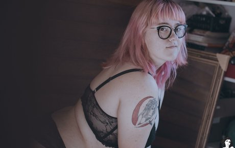 Allita nude model images