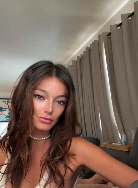 ohwhatafox free actress image