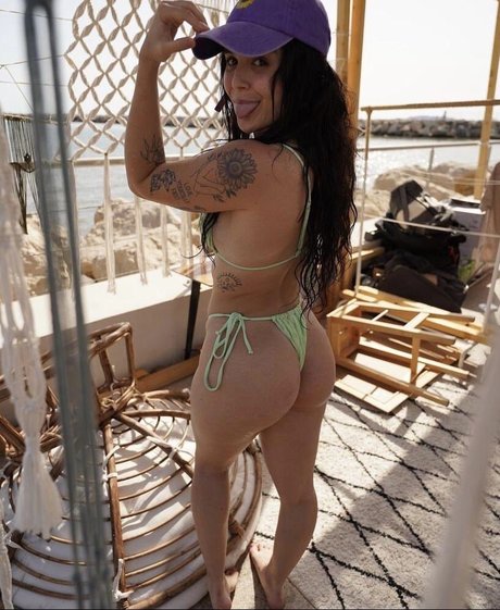 Justinemaarc model high quality pics