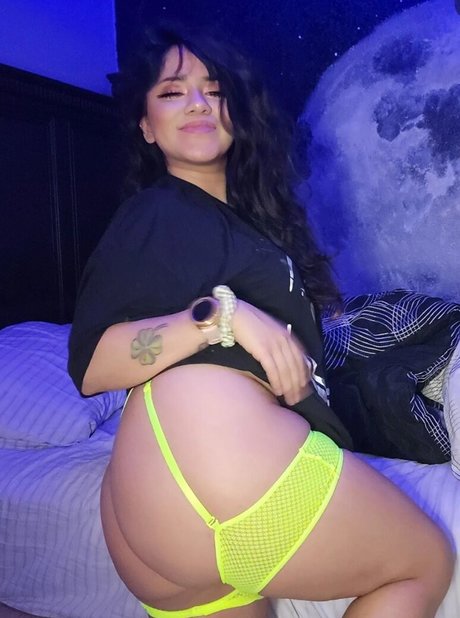 Goddess petals erotic pornstar image