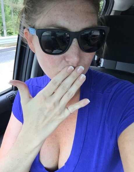 SweetHaleyGales nude pornstar pictures