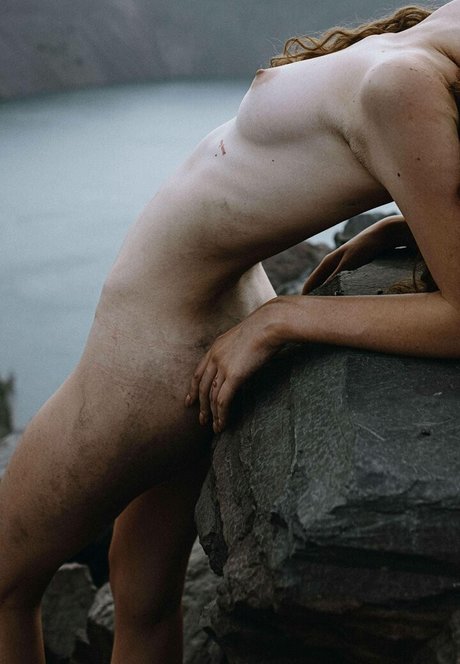 Petitesofi perfect actress images