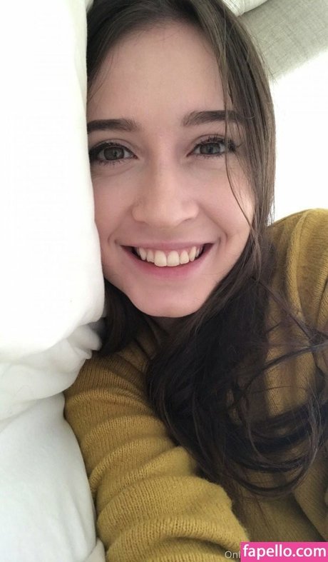 KiraBee s nice actress img