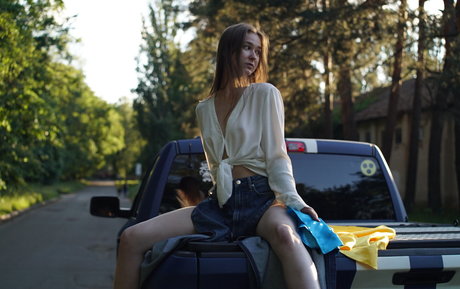 Annushk art nudes star pictures