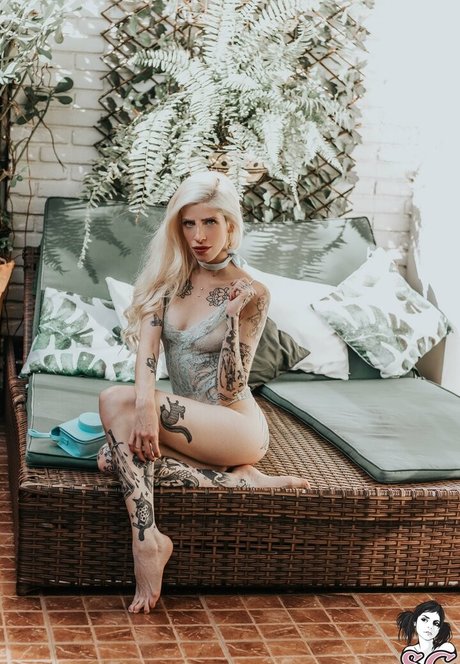 serenna porn model gallery