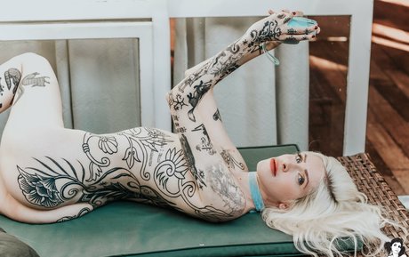 serenna model porn photos