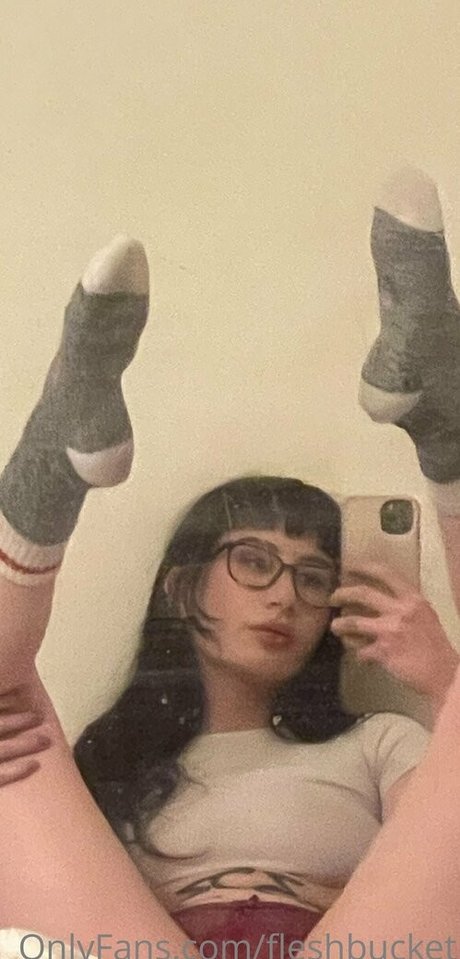 Fleshbucket top actress photos