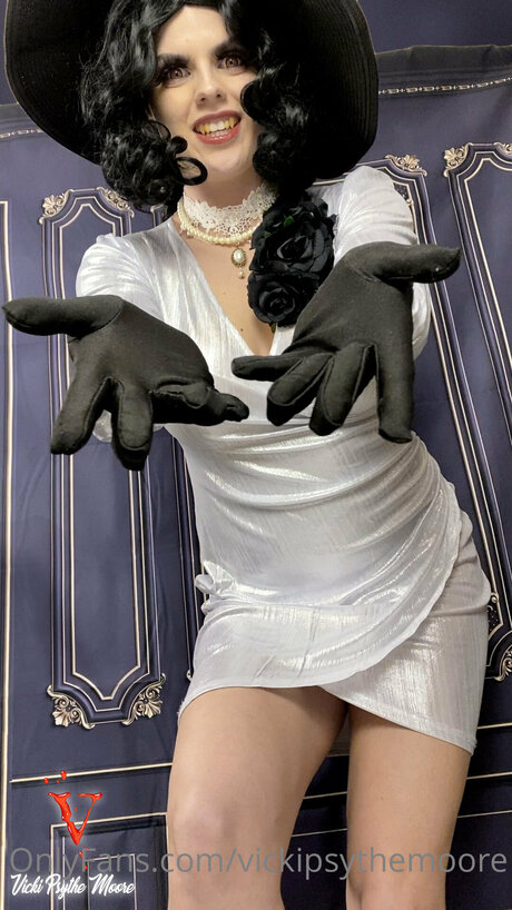 vickipsythemoore star hot photo