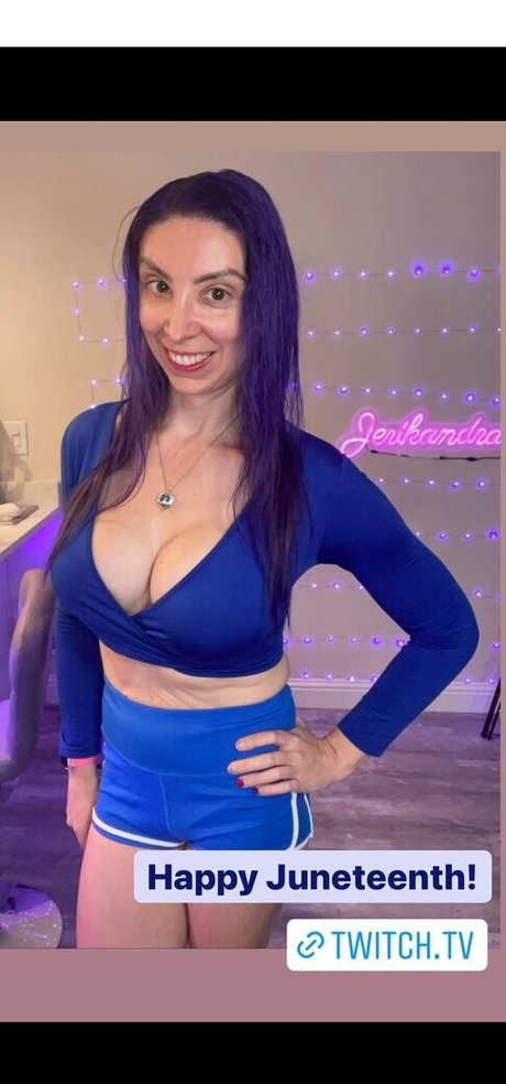 Jerikandra naked pornstar galleries