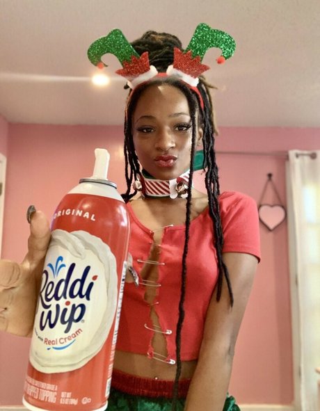 Atemptation Temptation star pornographic picture