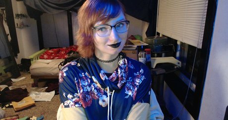 TooMuchTimeMyself star porn galleries