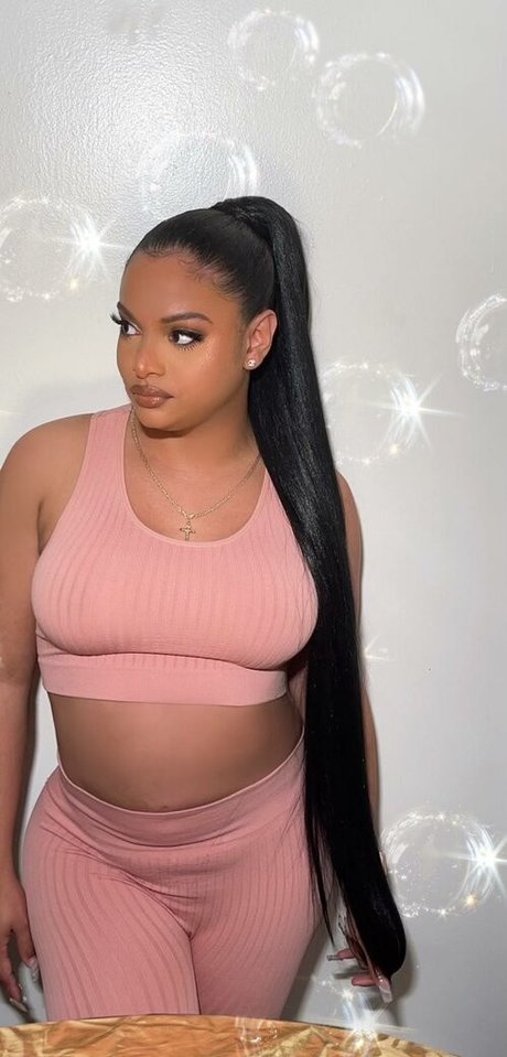 Ts Beauty Monroe model pretty img