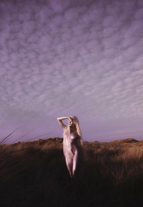 Ana Sophie Rose naked actress pic