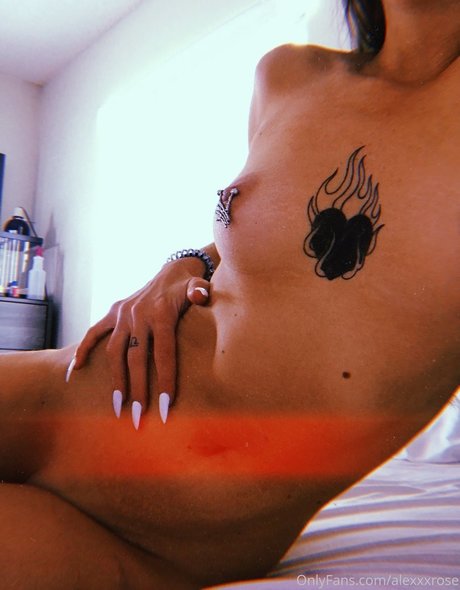 Alexandra Rose hot model image