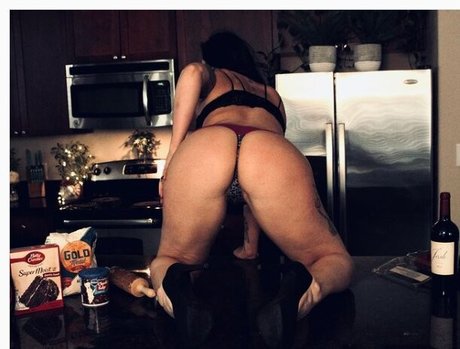 thatsmypeachyass actress picture