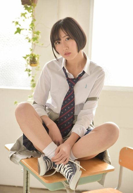 Mio Mito hot model pictures