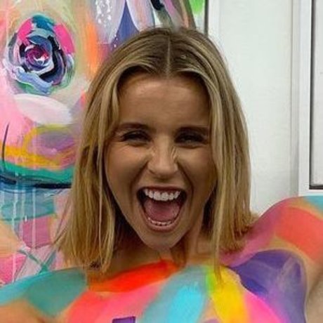 Chessie King model sexy image