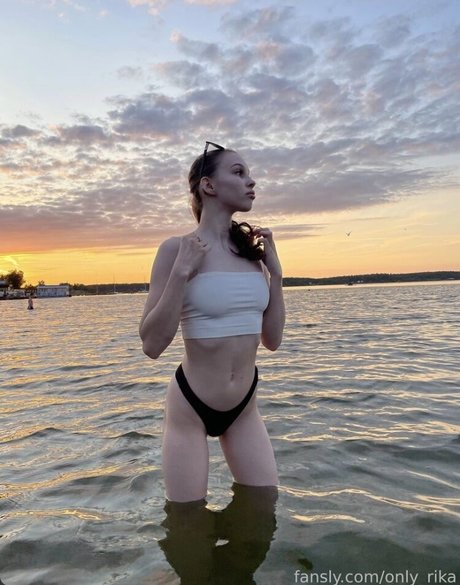 Rika Lovnse pornstar erotic photo