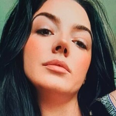 Looks By Lyla exclusive pornstar pics