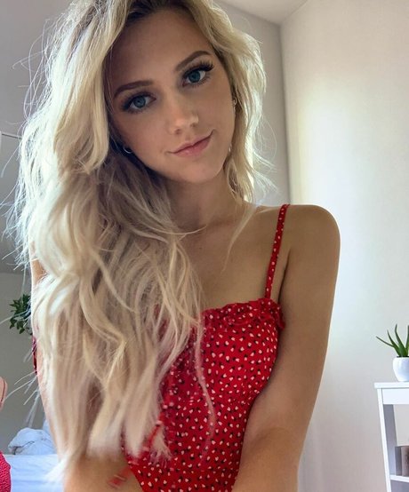 Kimcella star pretty pictures