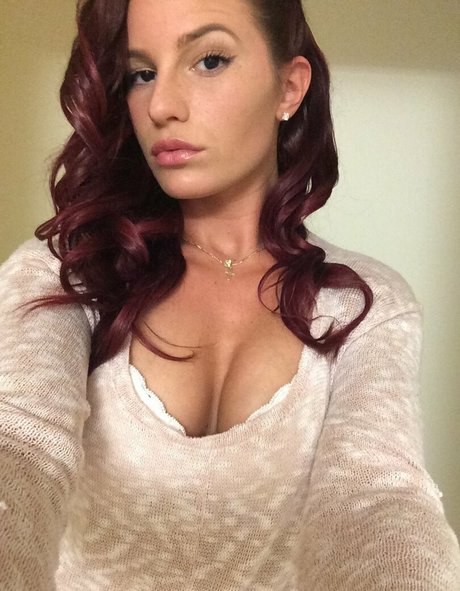 Shayna Foappiano star art photo