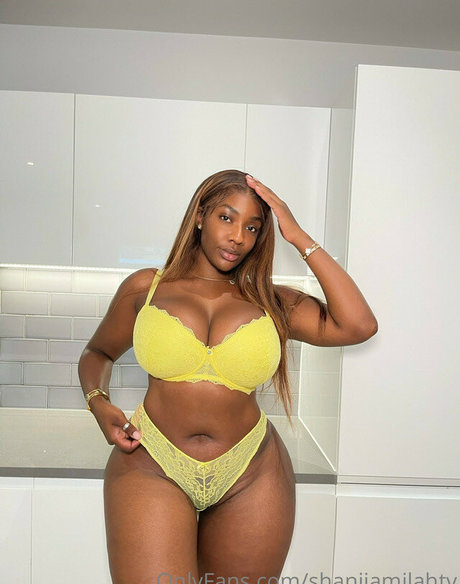 Shani Jamilah model xxx img