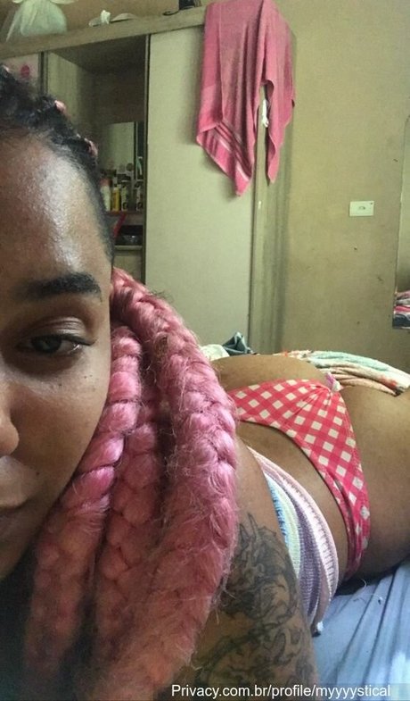 Myyyystical pretty actress archive