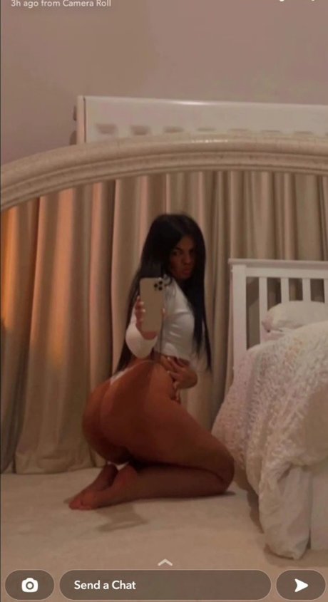 aquariusaquarius top actress gallery