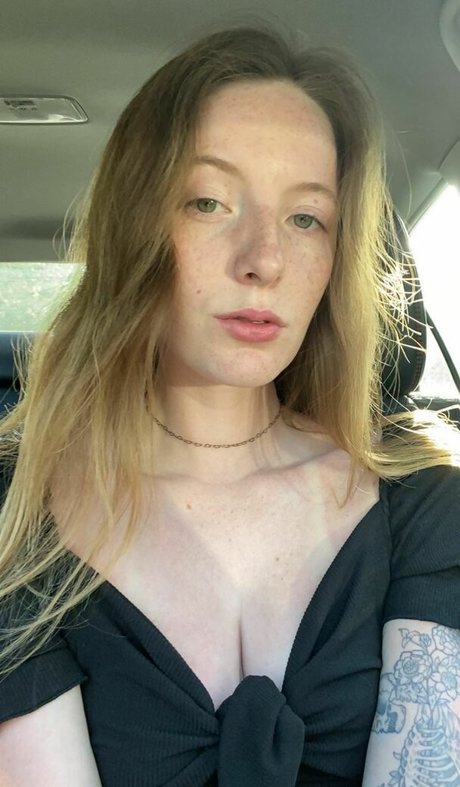 sinfulbiscuit pornstar nude pic